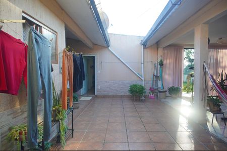 Casa à venda com 180m², 3 quartos e 4 vagasVista da Suíte 1