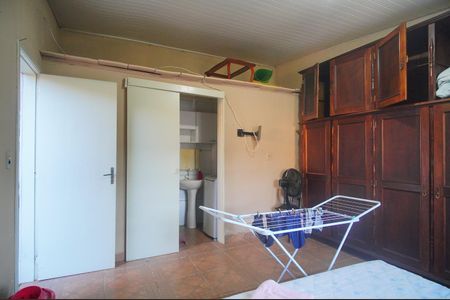 Casa à venda com 180m², 3 quartos e 4 vagasSuíte 3