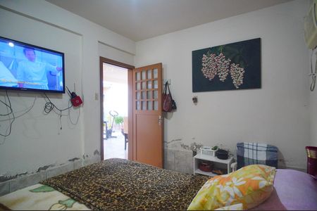 Casa à venda com 180m², 3 quartos e 4 vagasSuíte 2