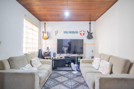 Casa à venda com 225m², 4 quartos e sem vaga Casa à venda com 225m², 4 quartos e sem vagaSala (Casa 2)