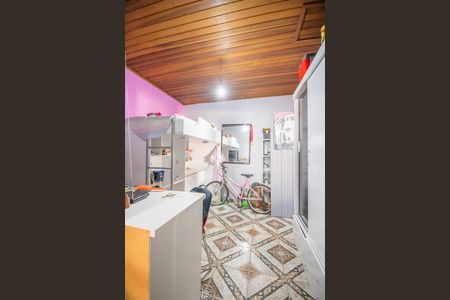 Casa à venda com 225m², 4 quartos e sem vaga Casa à venda com 225m², 4 quartos e sem vagaQuarto 2 (Casa 2)