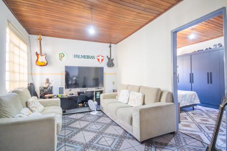 Casa à venda com 225m², 4 quartos e sem vaga Casa à venda com 225m², 4 quartos e sem vagaSala (Casa 2)