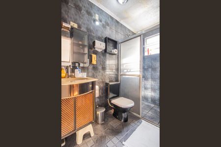 Casa à venda com 225m², 4 quartos e sem vaga Casa à venda com 225m², 4 quartos e sem vagaBanheiro (Casa 1)