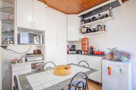 Casa à venda com 58m², 2 quartos e sem vagaCozinha