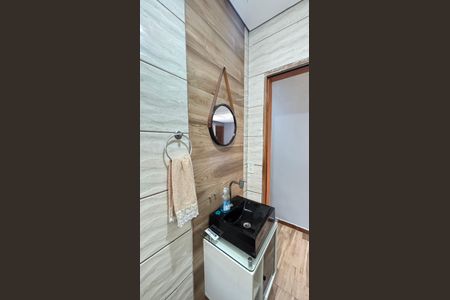 Casa à venda com 178m², 2 quartos e 3 vagas Casa à venda com 178m², 2 quartos e 3 vagasLavabo