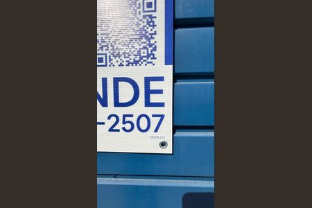 Casa à venda com 178m², 2 quartos e 3 vagas Casa à venda com 178m², 2 quartos e 3 vagasPlaquinha