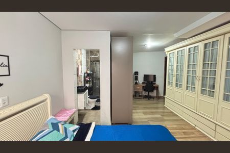 Casa à venda com 178m², 2 quartos e 3 vagas Casa à venda com 178m², 2 quartos e 3 vagasSuite 1