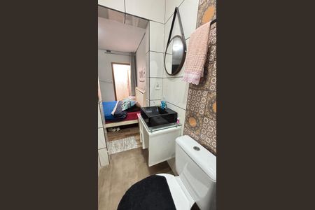 Casa à venda com 178m², 2 quartos e 3 vagas Casa à venda com 178m², 2 quartos e 3 vagasBanheiro da Suíte 1