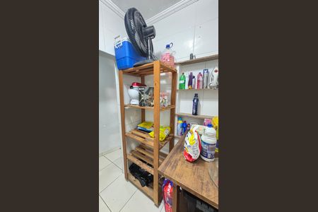 Casa à venda com 178m², 2 quartos e 3 vagas Casa à venda com 178m², 2 quartos e 3 vagasÁrea de Serviço