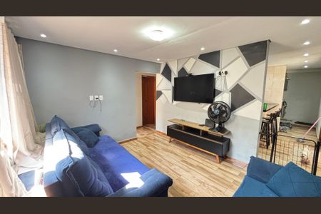 Casa à venda com 178m², 2 quartos e 3 vagas Casa à venda com 178m², 2 quartos e 3 vagasSala