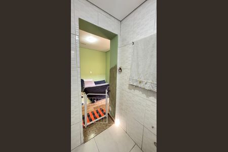 Casa à venda com 178m², 2 quartos e 3 vagas Casa à venda com 178m², 2 quartos e 3 vagasBanheiro da Suíte 2