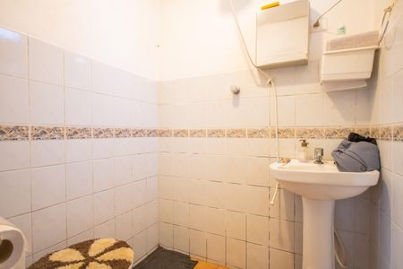 Casa para alugar com 58m², 1 quarto e sem vagaBanheiro