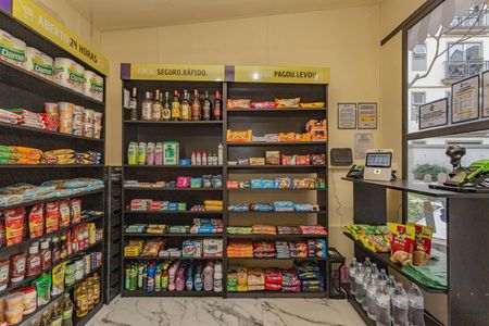 Apartamento à venda com 62m², 2 quartos e 1 vagaMercadinho