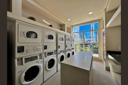 Apartamento à venda com 48m², 1 quarto e 1 vagaLavanderia 