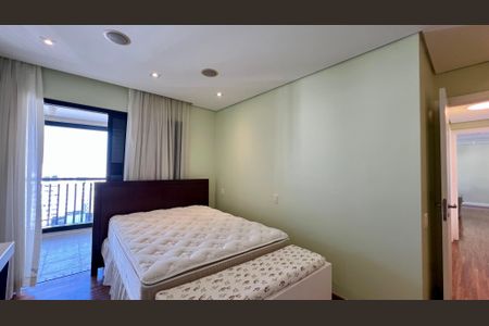 Apartamento para alugar com 115m², 2 quartos e 2 vagasSuíte