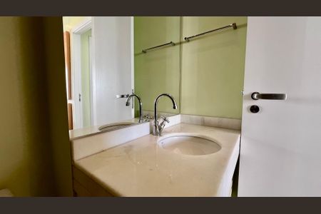 Apartamento para alugar com 115m², 2 quartos e 2 vagasLavabo