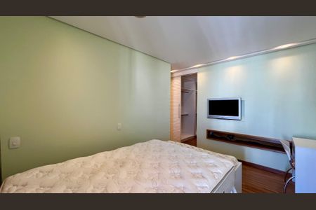 Apartamento para alugar com 115m², 2 quartos e 2 vagasSuíte