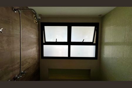 Apartamento para alugar com 115m², 2 quartos e 2 vagasBanheiro da Suíte