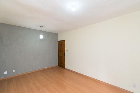 Sala de apartamento à venda com 2 quartos, 60m² em Irajá, Rio de Janeiro