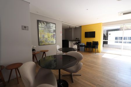 Studio à venda com 23m², 1 quarto e sem vagaÁrea comum - Salão de festas