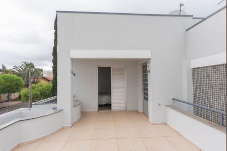 Casa à venda com 321m², 3 quartos e 3 vagasVaranda da Suíte