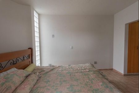 Casa à venda com 321m², 3 quartos e 3 vagasSuíte