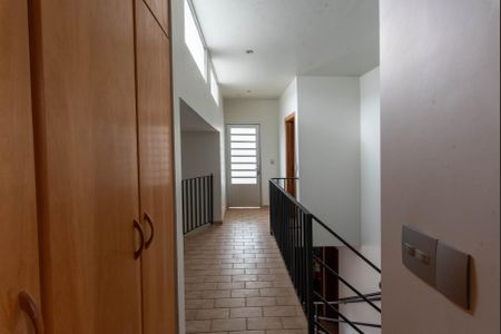 Casa à venda com 321m², 3 quartos e 3 vagasCorredor
