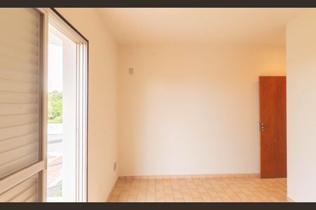 Casa à venda com 321m², 3 quartos e 3 vagasQuarto 2