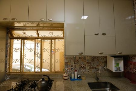 Casa à venda com 336m², 5 quartos e 3 vagasCozinha