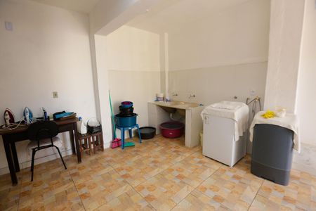 Casa à venda com 336m², 5 quartos e 3 vagasÁrea de Serviço