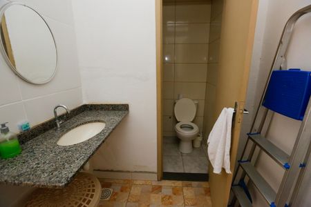 Casa à venda com 336m², 5 quartos e 3 vagasBanheiro