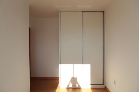 Apartamento para alugar com 75m², 3 quartos e 2 vagasQuarto 3