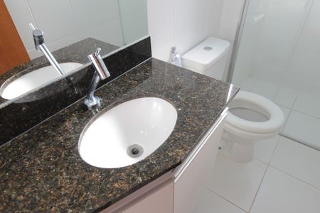 Apartamento para alugar com 75m², 3 quartos e 2 vagasBanheiro do Quarto 3