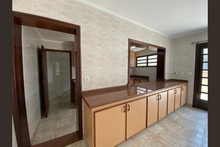 Casa à venda com 380m², 4 quartos e 5 vagasFoto 36