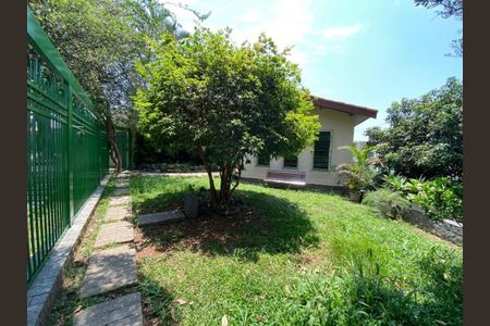 Casa à venda com 380m², 4 quartos e 5 vagasFoto 60