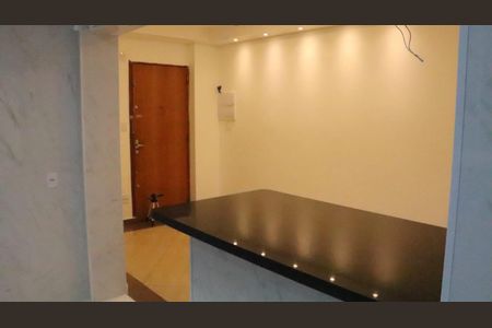 Apartamento à venda com 74m², 2 quartos e sem vaga