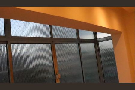 Apartamento à venda com 74m², 2 quartos e sem vaga