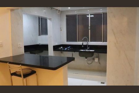 Apartamento à venda com 74m², 2 quartos e sem vaga