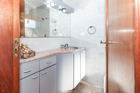 Apartamento à venda com 140m², 3 quartos e 2 vagasBanheiro do Quarto 