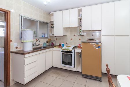 Apartamento à venda com 140m², 3 quartos e 2 vagasCozinha