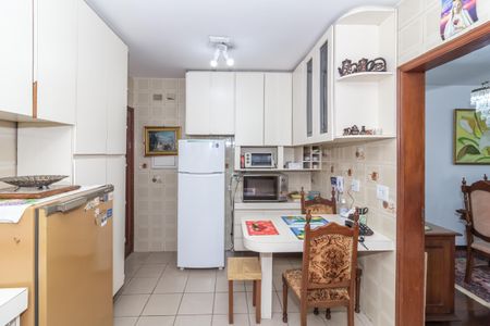 Apartamento à venda com 140m², 3 quartos e 2 vagasCozinha