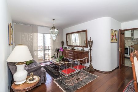 Apartamento à venda com 140m², 3 quartos e 2 vagasSala