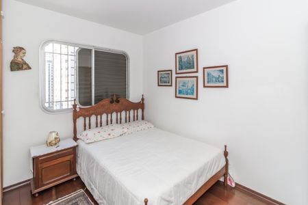 Apartamento à venda com 140m², 3 quartos e 2 vagasQuarto 2