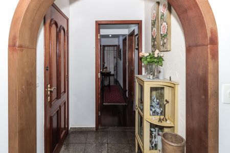 Apartamento à venda com 140m², 3 quartos e 2 vagasCorredor