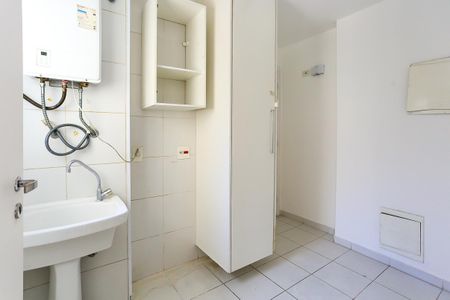 Apartamento à venda com 126m², 2 quartos e 2 vagas Apartamento à venda com 126m², 2 quartos e 2 vagasÁrea de Serviço