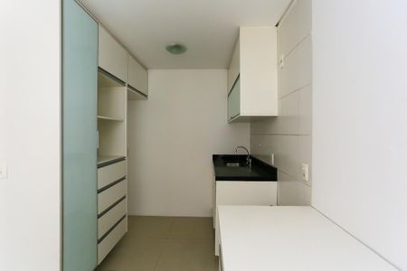 Apartamento à venda com 126m², 2 quartos e 2 vagas Apartamento à venda com 126m², 2 quartos e 2 vagasCozinha