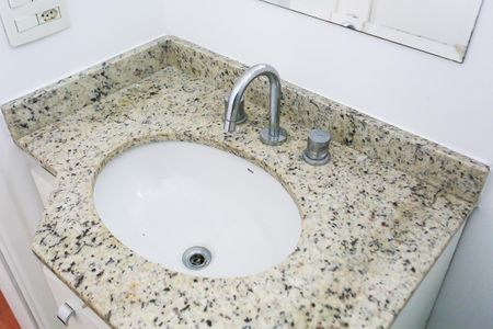 Apartamento à venda com 126m², 2 quartos e 2 vagas Apartamento à venda com 126m², 2 quartos e 2 vagasBanheiro da Suíte 1