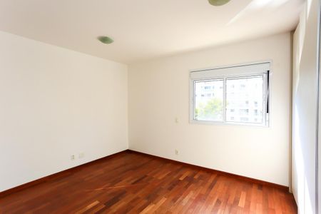 Apartamento à venda com 126m², 2 quartos e 2 vagas Apartamento à venda com 126m², 2 quartos e 2 vagasSuíte 2