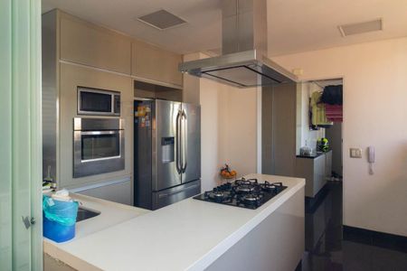 Apartamento para alugar com 260m², 3 quartos e 4 vagasCozinha