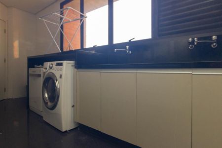 Apartamento para alugar com 260m², 3 quartos e 4 vagasLavanderia